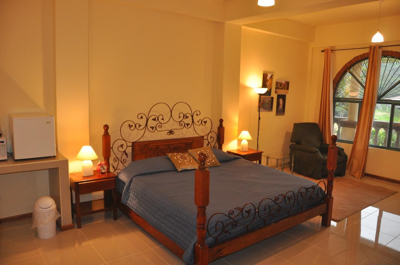 Mountain Lodge Chetica San Jeronimo (Heredia) Exterior foto